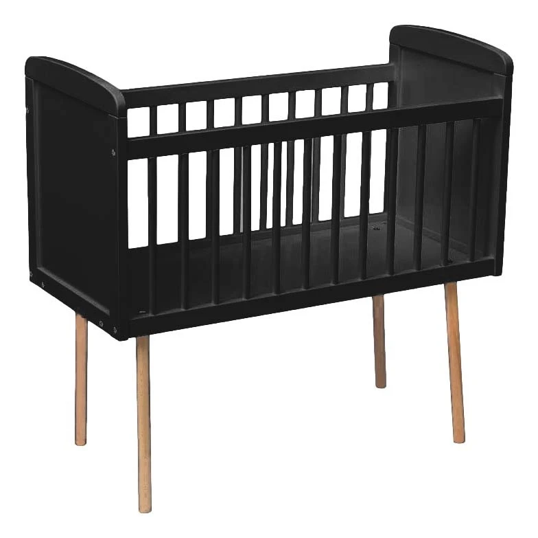 Amal II Antonio Zwart Wiegje 1 Amal II Antonio Zwart Wiegje