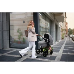 Kinderkraft A-Tour Light Grey 3-in-1 Kinderwagen Incl. Autostoel KSATOU00LGR3000 29 Kinderkraft A-Tour Light Grey 3-in-1 Kinderwagen Incl. Autostoel KSATOU00LGR3000 -Dolu Verkoopwinkel kinderkraft a tour kinderwagen sfeerfoto 1