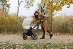 Kunert Talisman Black Flowers 2-in-1 Kinderwagen TA-01-BLACK -Dolu Verkoopwinkel kunert talisman black green 2 in 1 kinderwagen ta 04 black 000 000