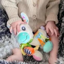 Playgro Sensory Friends Lupe Llama Buggyspeeltje P0188470 -Dolu Verkoopwinkel playgro sensory friends lupe llama buggyspeeltje p0188470 .4