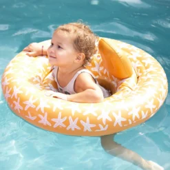 Swim Essentials Baby Float Zeesterren 0-1 Jaar Zwemring 2022SE347 -Dolu Verkoopwinkel swim essentials baby float zeesterren 0 1 jaar zwemring 2022se347 lifestyle